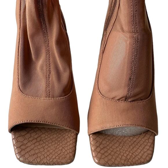 Steve Madden Boots Beverley Blush Mesh Nude Over Knee Boot Women's Size 6.5 - Picture 4 of 10